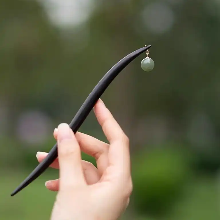 Simple Ebony Hairpin with Beads
