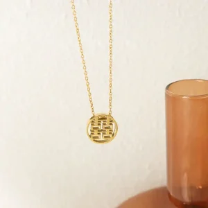 Double ‘Xi' Circle Hollow-out Happiness Pendant Necklace