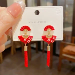 Small Flowers Red fan-shaped Earrings with Tassel