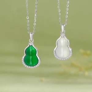 S925 Silver Jade Chalcedony Gourd Necklace